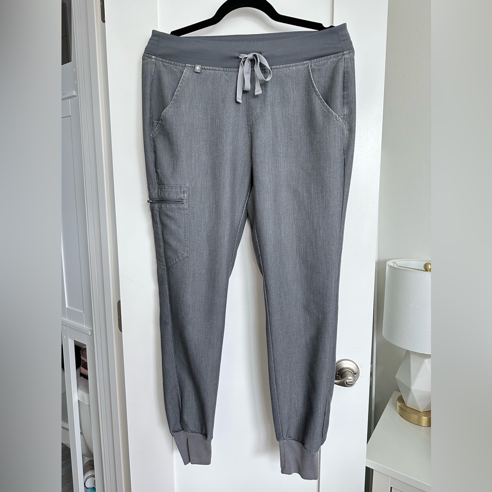 FIGS Zamora Jogger Scrub Pant- Graphite grey S